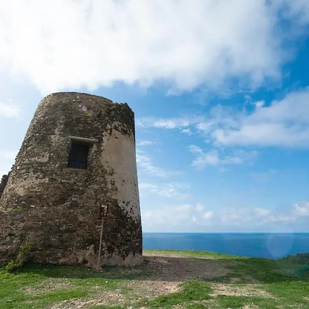 Feriehus La Torre Levante Torre dei Corsari